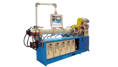 橡塑發泡擠(jǐ)出機 橡塑發泡擠出機