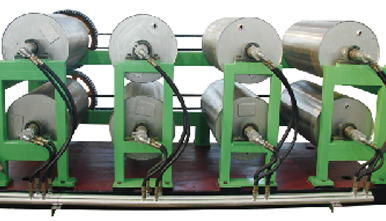 輥筒式膠片冷卻機 輥筒式膠(jiāo)片冷卻機