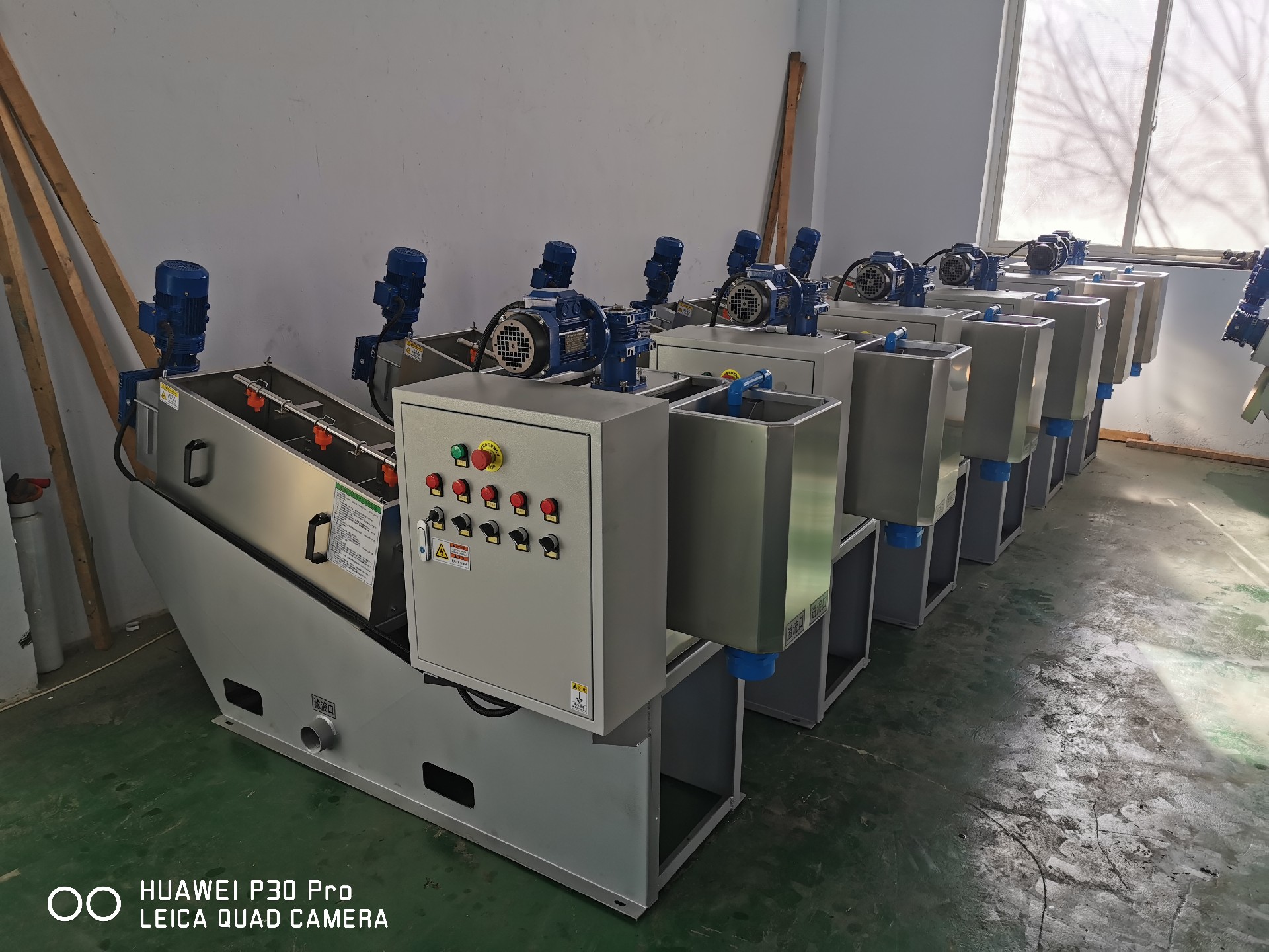 疊螺式汙泥脫（tuō）水機 (6).jpg