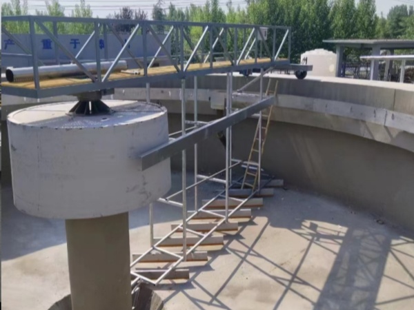 中心傳動刮泥（ní）機