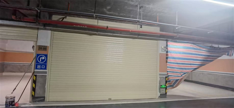 雙層鋁（lǚ）合金卷閘門