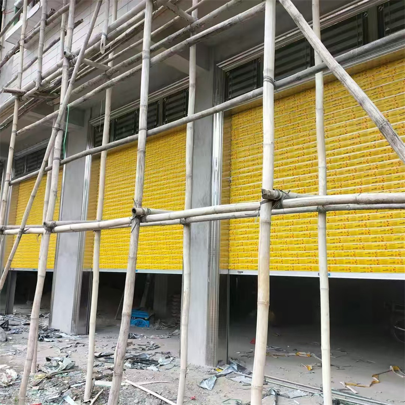 雙層鋁合金卷閘門工地現場（chǎng）