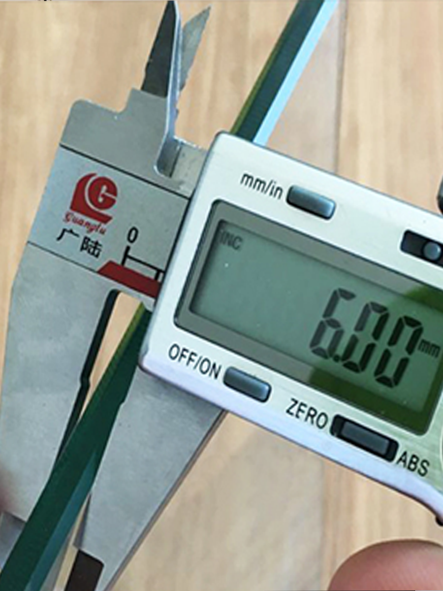 防火玻璃擋煙垂(chuí)壁--防火透明 玻璃擋(dǎng)煙垂壁