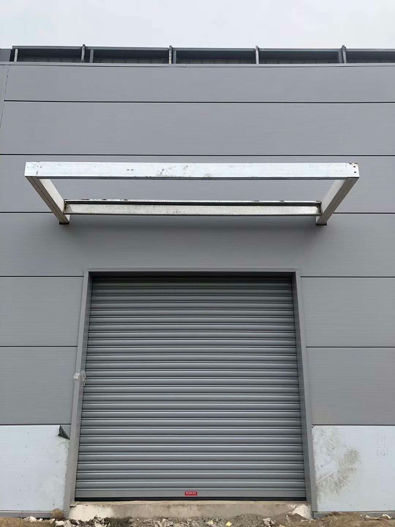 鋼製卷簾（lián）門安裝完成