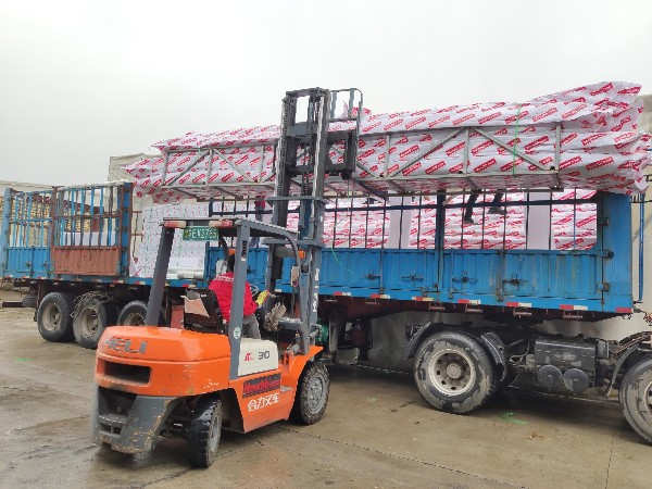 北（běi）京大興機場複購，防火卷簾門已（yǐ）發貨（huò）