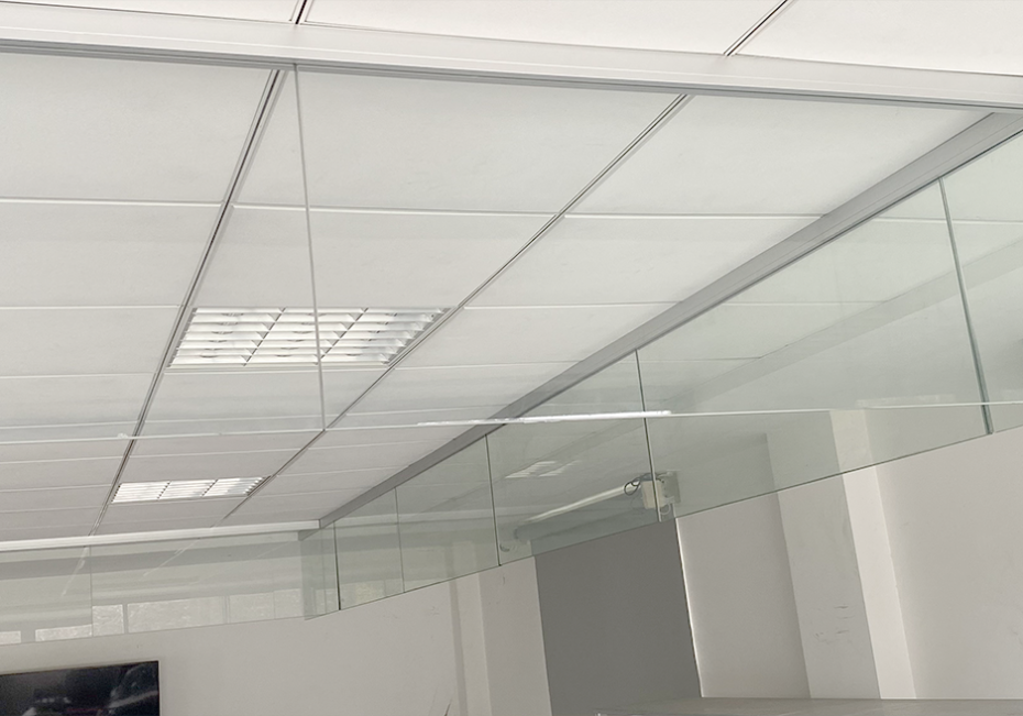 固定玻璃擋煙垂壁(半框) 固定玻璃(lí)擋煙垂壁(半(bàn)框)